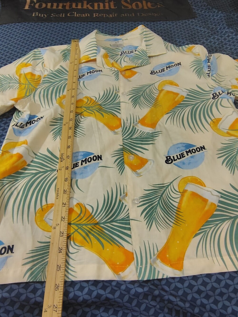 Blue Moon Tropical Beer Print Button-Up Shirt - White & Yellow Men's Size Medium - Picture 2 of 5